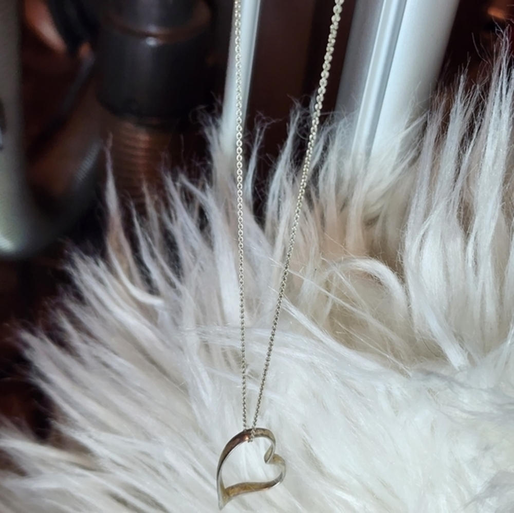Vintage Twisted Sterling heart‎ Necklace